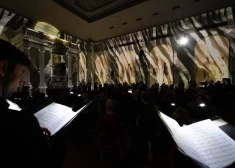 Gaismu izrāde "Interlude" aicina uz īpašu koncertu Lieldienu gaidīšanas laikā