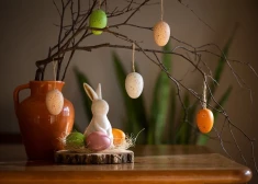 Idejas, kā gaumīgi uzklāt Lieldienu galdu, neiztērējot daudz naudas