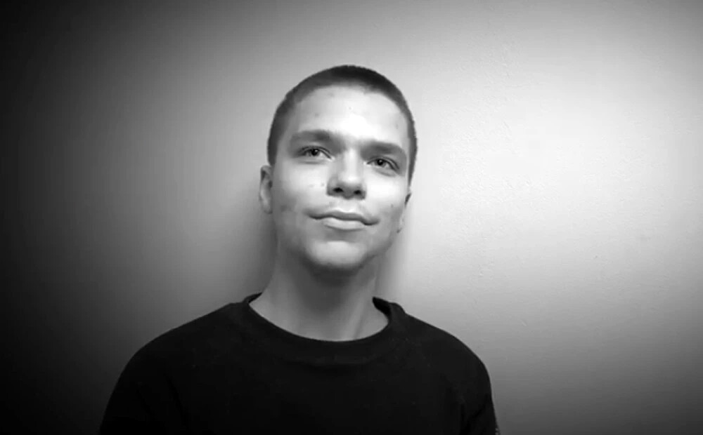 Krievu karavīrs koriģēja Ukrainas triecienus pa 