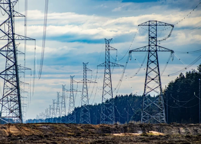 Pēc Krievijas triecieniem Ukrainai atvienots Moldovas galvenais elektroenerģijas savienojums ar Eiropu