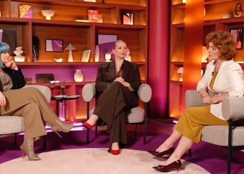 Šovakar kanāla "STV Pirmā!" sarunu raidījumā "Dāmas ar Drāmu" tiksies trīs sievietes ar stingru mugurkaulu un spēcīgu viedokli – aktrise un Mihaila Čehova Rīgas Krievu teātra direktore Dana Bjorka, juriste Ieva Brante un publiciste, pilsoniskā aktīviste Linda Curika.