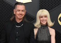 Kellija Osborna šķiras no līgavaiņa, kurš viņu bildināja Ozija atvadu koncertā