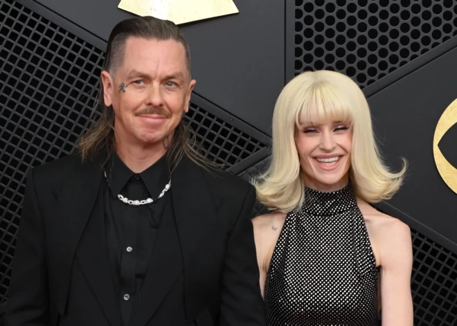 Kellija Osborna šķiras no līgavaiņa, kurš viņu bildināja Ozija atvadu koncertā