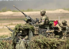 Nīderlande būs pirmā NATO valsts, kas ieviesīs dronu vienības visās armijas kaujas vienībās