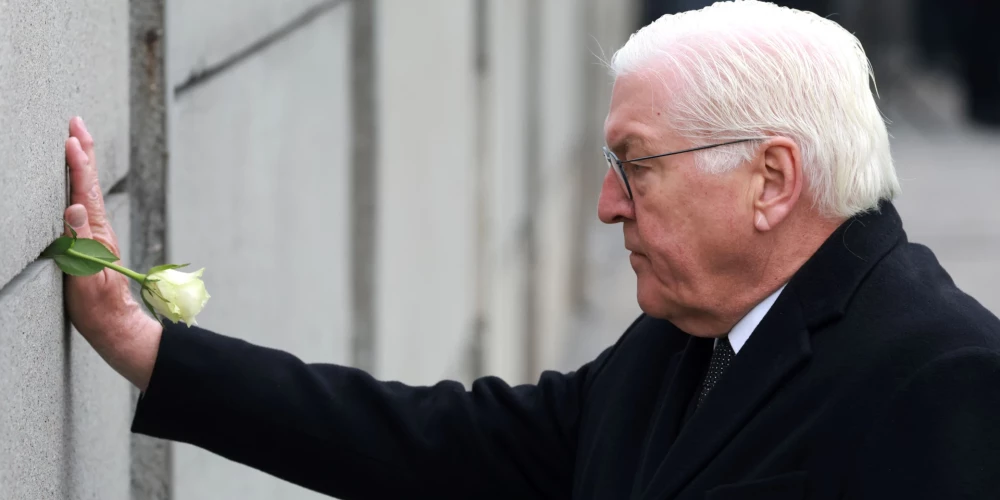 Vācijas prezidents Franks Valters Šteinmeiers (foto: Scanpix / EPA)