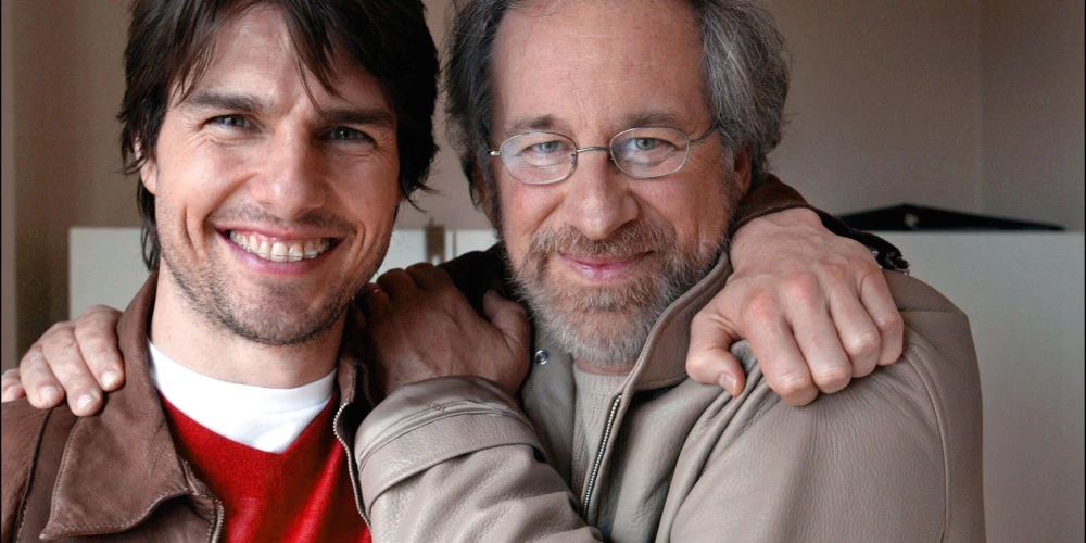 Toms Krūzs un Stīvens Spīlbergs laiku lokos.