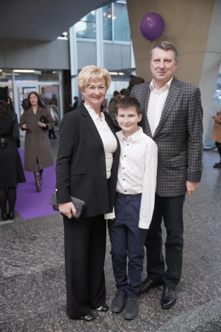 Bijušais Valsts prezidents Raimonds Vējonis kopā ar sievu Ivetu Vējoni un mazdēlu Valteru.