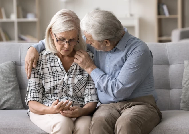 240 евро за то, что посвятила жизнь детям: латвиец шокирован размером пенсии жены