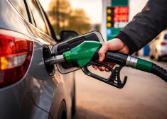 "Это ничего не изменит". Власти Латвии взялись спасать дизель от бешеных цен, но вышло не слишком убедительно