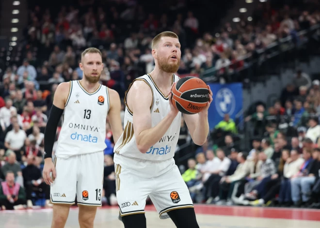 Bertāns un Šmits pieticīgi, Žagars nespēlē, un latviešu klubi cieš zaudējumus ULEB Eirolīgā