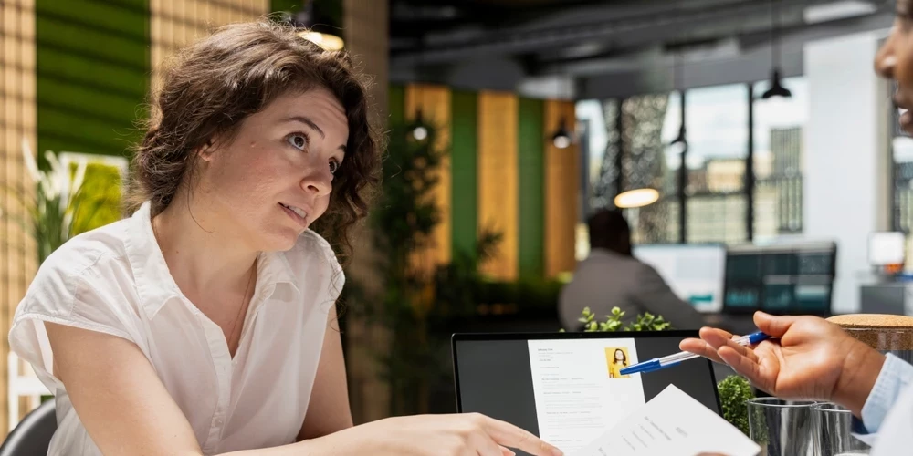 Эксперты в Латвии указали на фактор, который все чаще влияет на выбор работы.