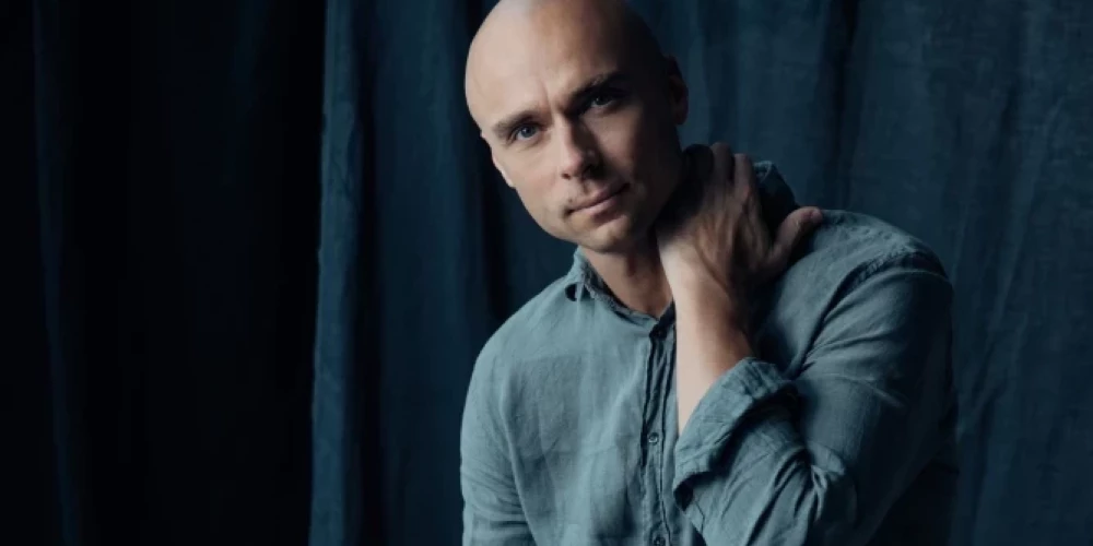 "Сейчас я живу один", — говорит Донс.