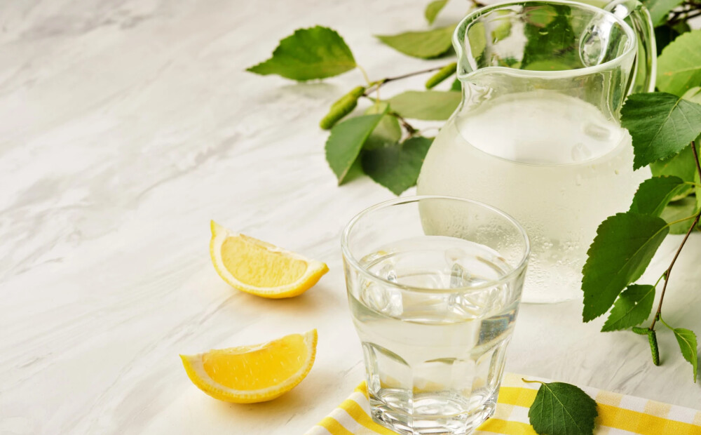 Pilnām mutēm dzeram bērzu sulas! 3 neparastas receptes