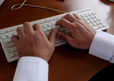 Jauns pavērsiens vērienīgajā IT iepirkumu lietā – no amata atstādina VDAA direktora vietnieku