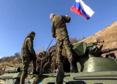 "Mums jābūt gataviem jaunam ienaidniekam." NATO komandieris neslēpj – aliansei steidzami jāmainās