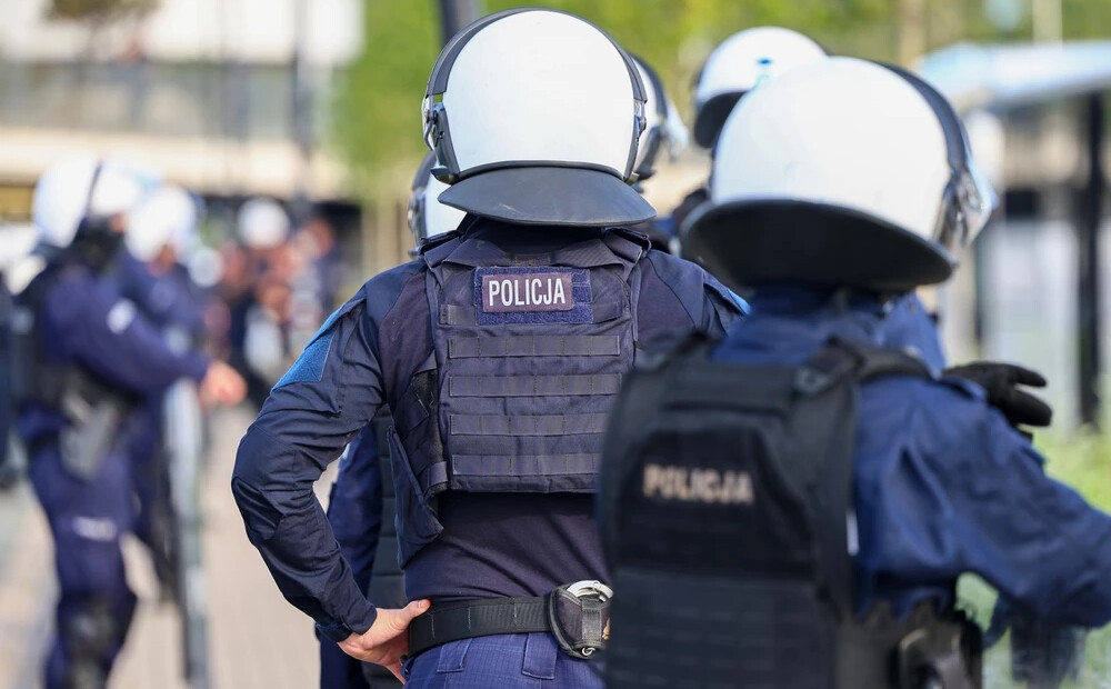 Poliju pārpludinājušas krievvalodīgo bandas, kas iesaistītas bīstamās afērās