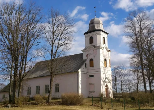 Tiks atjaunota Madlienas Evaņģēliski luteriskā baznīca un citi objekti Ogres novadā.