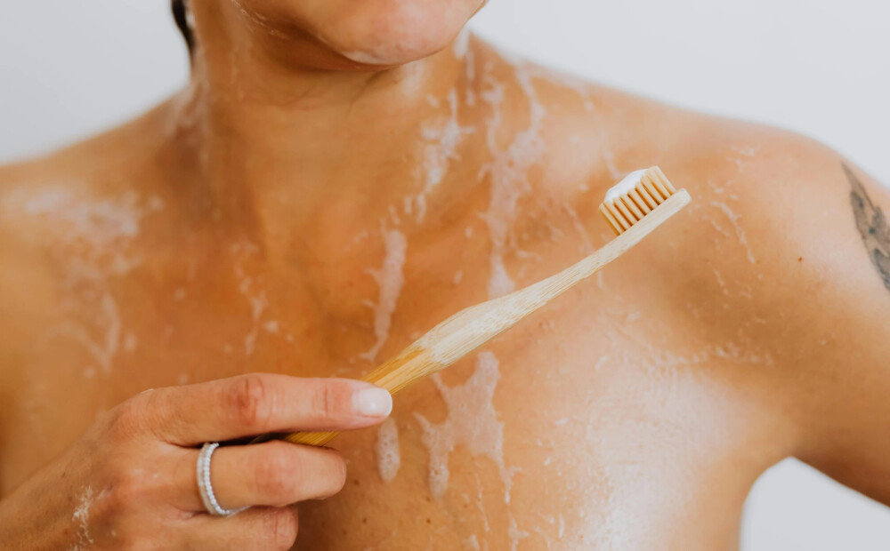 Fluors zobu pastā: brīnumlīdzeklis vai apslēpts drauds?