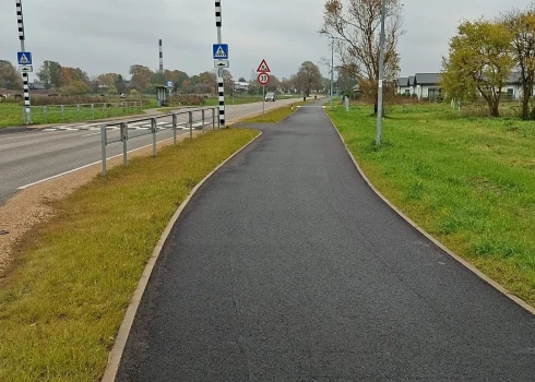 Veloceliņš Mārupē uz Rožu ielas.