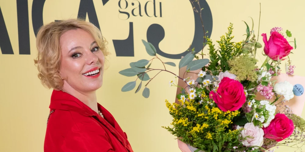 Праздничный день прошел в особой атмосфере - с музыкальными поздравлениями, словами благодарности и разговорами о создании журнала и его закулисье.