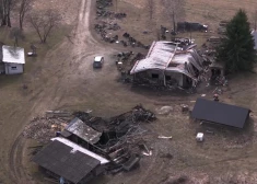 Огонь уничтожил дело всей жизни: в Лимбажском крае погиб известный в округе каменотес, его 89-летняя мать выжила