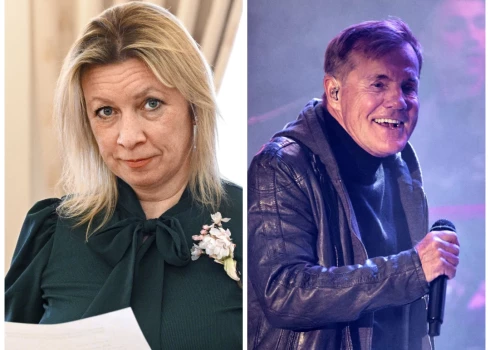 Krievijas Ārlietu ministrijas runassieva Marija Zaharova un bijušais "Modern Talking" dalībnieks Dīters Bolens (foto: Vidapress / Sipa USA / Alamy; kolāža: jauns.lv)