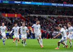 Melnais vakars britu salu izlasēm Pasaules kausa kvalifikācijās "play-off" spēlēs, Kosova soļa attālumā no debijas sapņa, bet Itālija - no atgriešanās pēc ilgas prombūtnes