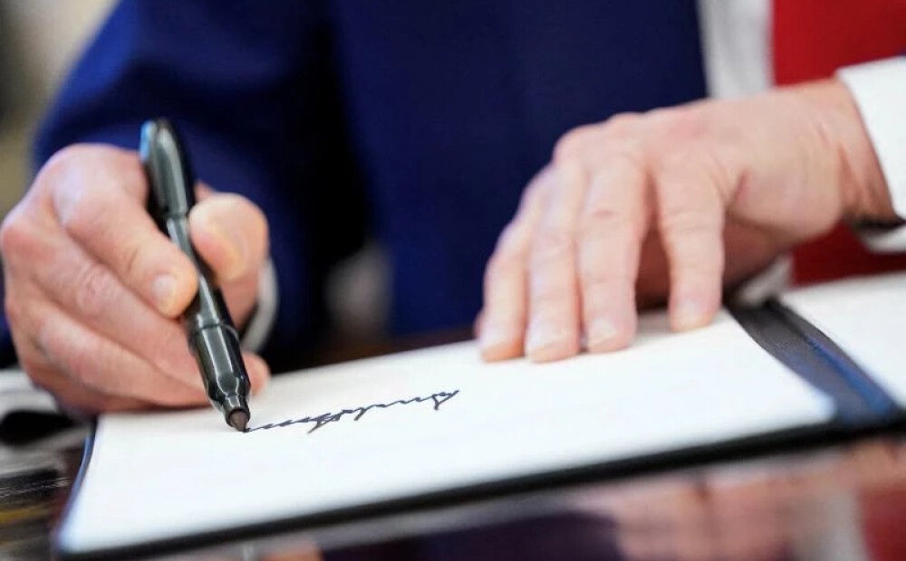 Tramps pārraksta vēsturi: uz jaunajām ASV dolāru banknotēm pirmo reizi būs amatā esoša prezidenta paraksts