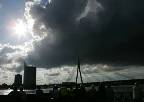 С конца февраля в Латвии побиты 127 температурных рекордов, но апрель готовит перемены.