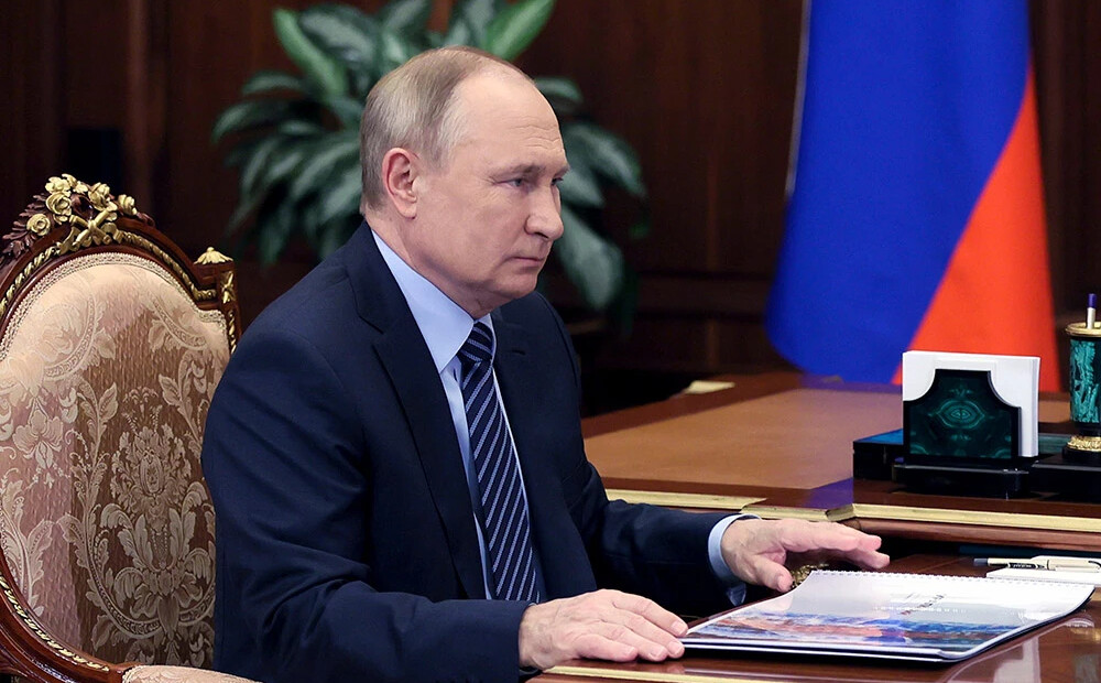 Putins vēlas visu Donbasu: Kremļa saimnieks slēgtā sanāksmē lūdzis oligarhiem naudu karam