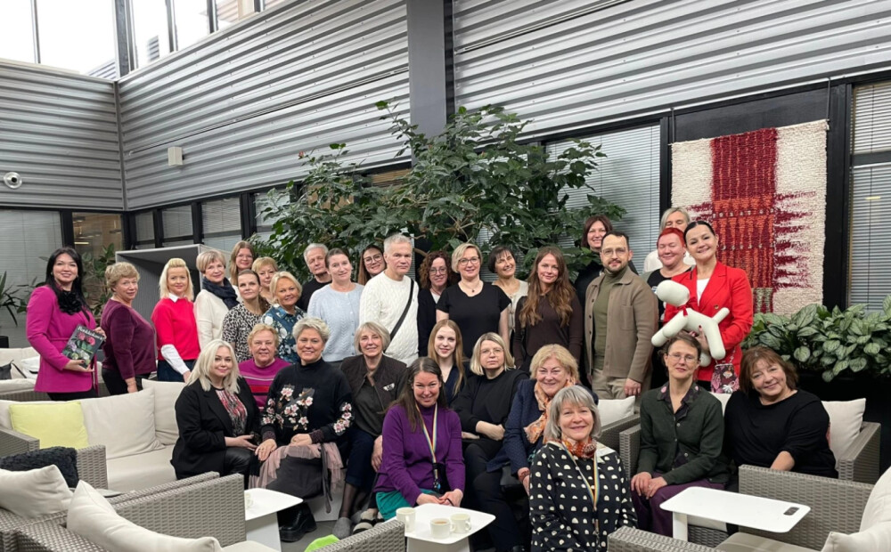 FOTO: Jūrmalas izglītības jomas eksperti gūst pieredzi Helsinkos