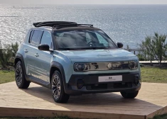 Kāpēc "Renault 4" konkursā "Latvijas Gada auto 2026" palika "Renault 5" ēnā