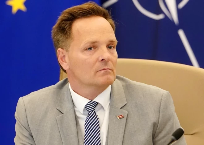 Кронбергс о расследовании в деле лесопромышленников: "Я готов сотрудничать"