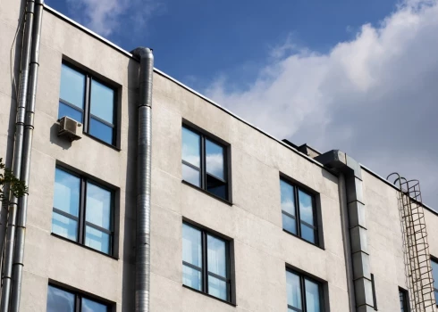 Jaunajiem speciālistiem un ģimenēm Sēmes pagastā būs pieejami jauni īres dzīvokļi.