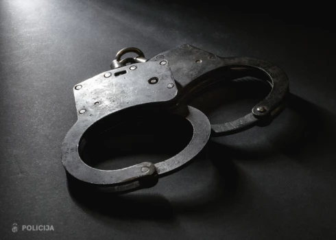 В Риге после убийства мужчины в квартире под стражу взяли его знакомого.