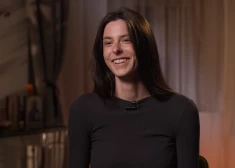 "Es jau sen sāktu raudāt, ja man tā būtu!" Olgas Kambalas meita atklāti izsakās par patēvu Kasparu