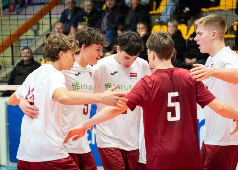 Latvijas U-18 izlase Eiropas čempionāta kvalifikāciju sāk ar neveiksmi.