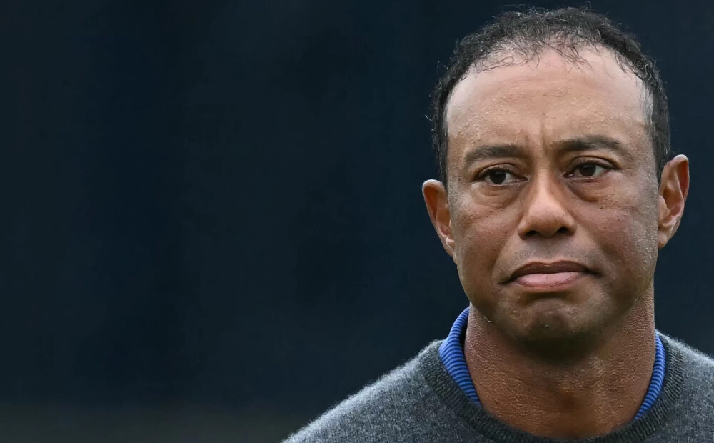 Leģendārais golferis Taigers Vudss cietis avārijā