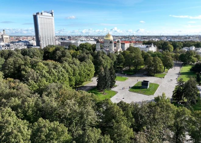 Почему парк Узварас обновили, а Эспланада ждет своего часа уже 15 лет и просвета не видно