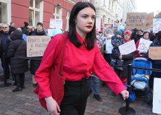 Zināms, cik pērn nopelnījusi "Progresīvo" deputāte Levrence