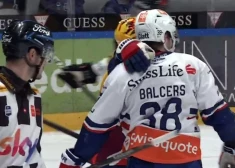 Balcers gūst savus pirmos vārtus izslēgšanas spēlēs, palīdzot "Lions" iekļūt pusfinālā