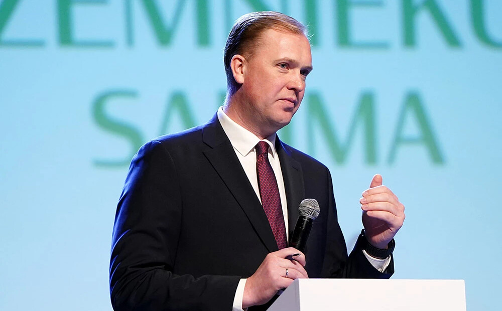 Latvijas Zemnieku savienība par premjera amata kandidātu virza Valaini