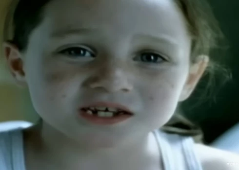 Реальная судьба Келси Льюис оказалась не менее драматичной.