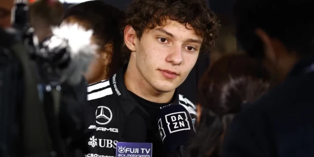 "Mercedes" pilots Kimi Antonelli kļuvis par visu laiku jaunāko F-1 kopvērtējuma līderi.