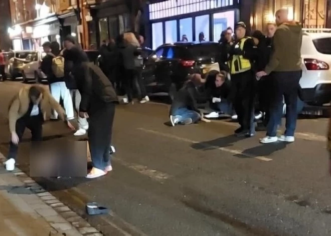 Par iebraukšanu cilvēku pūlī arestēts 30 gadus vecs Indijas pilsonis