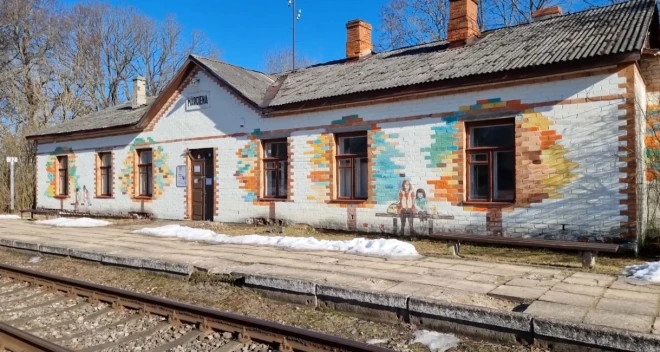 Станция Марциена прошла через расцвет, советские годы и долгую пустоту.