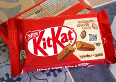 Lieldienās var aptrūkties šokolāde? Eiropā bez pēdām izkūpējusi milzīga "KitKat" šokolādes batoniņu krava