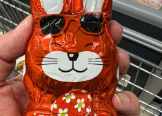 Lieldienās var aptrūkties šokolāde? Eiropā bez pēdām izkūpējusi milzīga "KitKat" šokolādes batoniņu krava