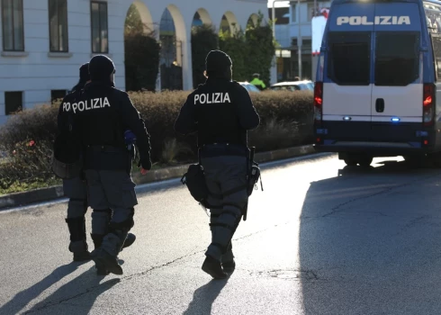 Policija atklāj, ka zādzība bijusi labi organizēta.