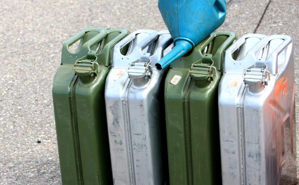 Pirmā Eiropas Savienības valsts ievieš degvielas tirdzniecības ierobežojumus